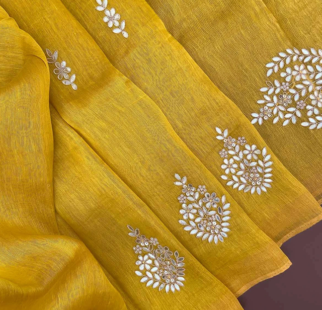 Fancy Cotton Blouse Bits in Sowcarpet